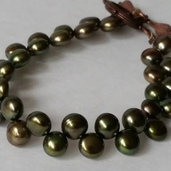 FINAL PRICE: 9" GENUINE Pearl Bracelet w/ Copper Toggle, Green - Picture 7 of 9